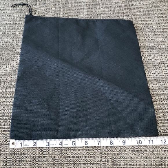 White House Black Market - Picture 3 of 4